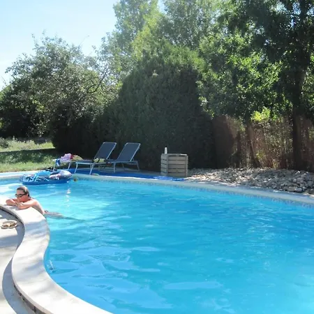 Bed & Breakfast Le Ribet Lempaut